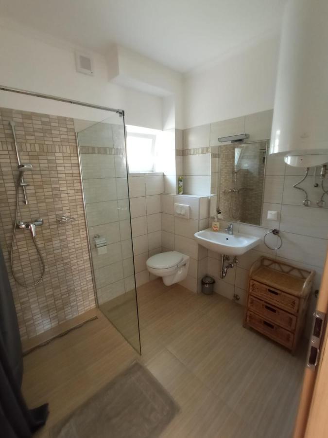 Relax Apartment Fonyod Ngoại thất bức ảnh