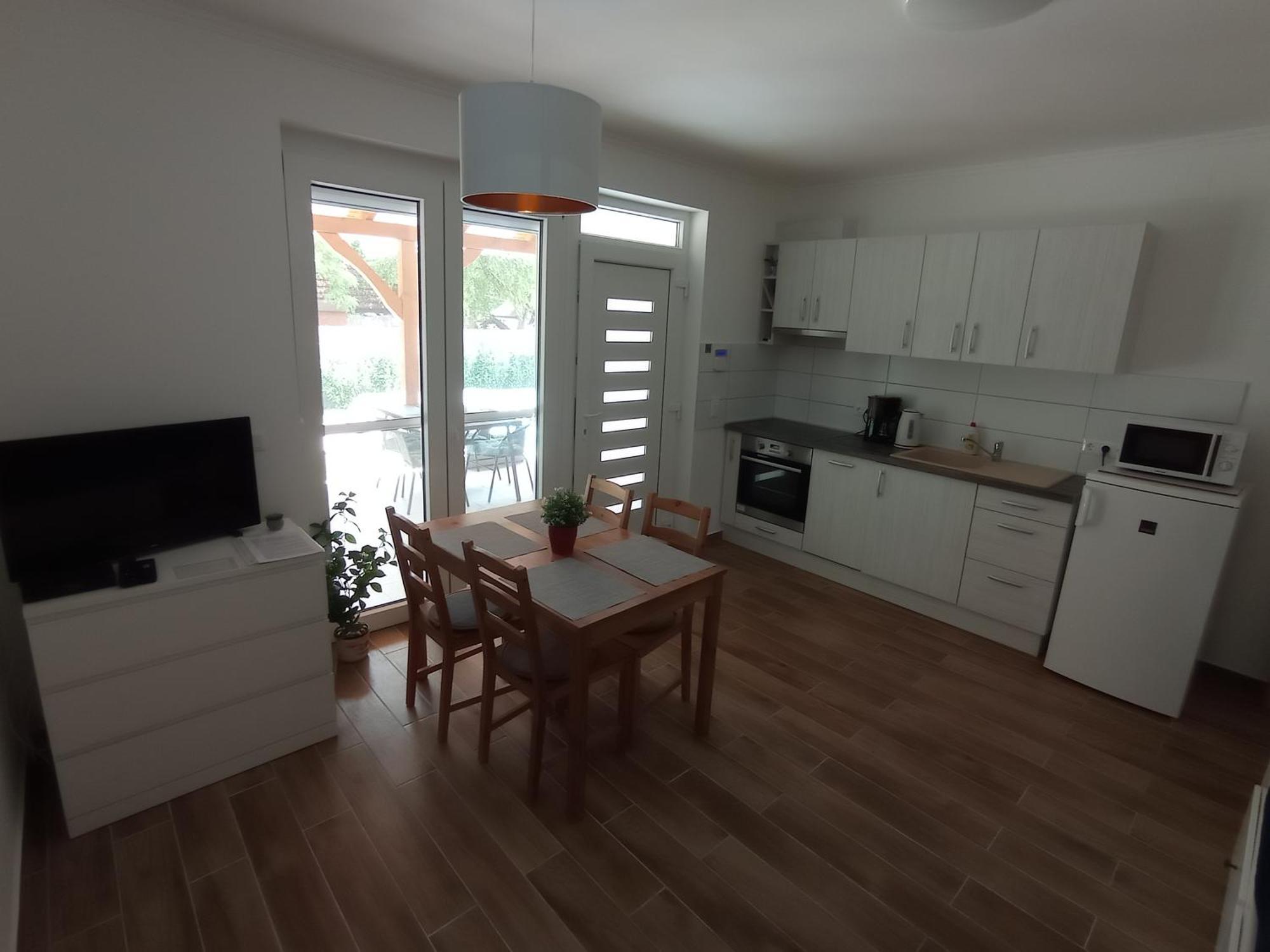 Relax Apartment Fonyod Ngoại thất bức ảnh